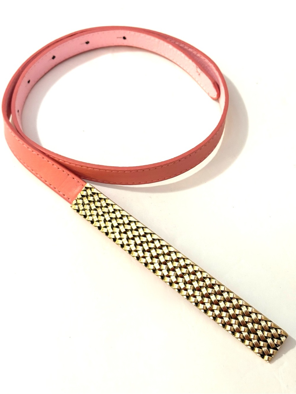 NWT Salmon Women’s Faux Leather Belt with Gold-Tone Detail fits 26-32”